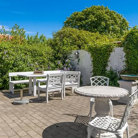 Murtuz - 900m From The Sea By Interhome *